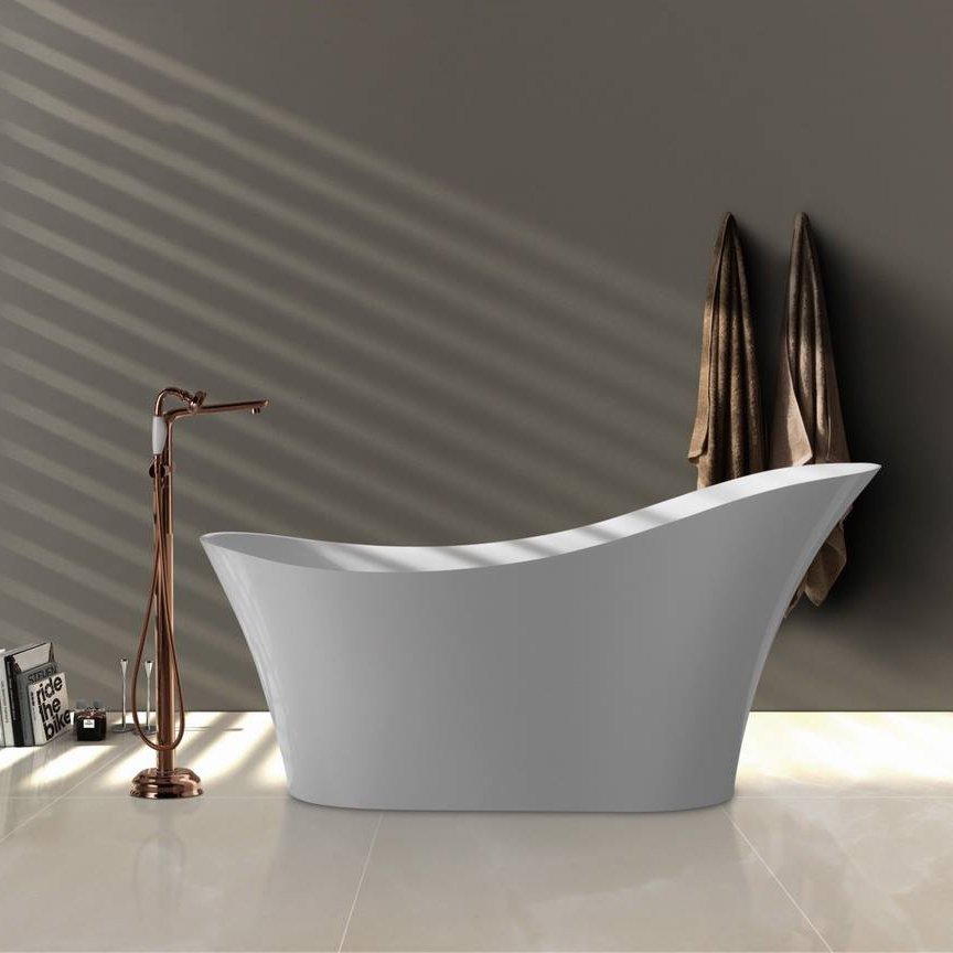 bathtub front pic 3